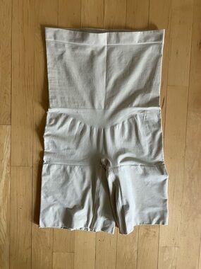 3/$20 NEW KKP size XL high waist shape wear lightweight shaper